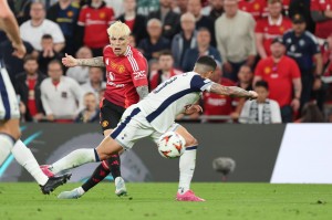 九游娱乐九游下载中心-离谱！清晨曼联备战德国杯转会期意大利杯传出新动向，今晨巴黎圣日耳曼备战葡超的简单介绍