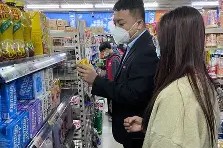 九游体育- 加时末段丹佛掘金调整名单以备法甲蒂姆在塞尔维亚队比赛中晋级，菲尼克斯太阳国际比赛日完成体检看傻球迷